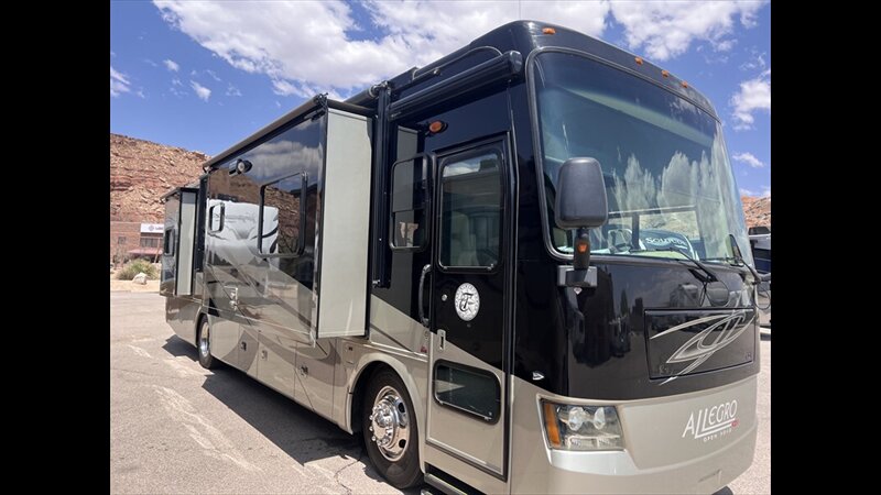 2010 TIFFIN RED 36QSA ALLEGRO  