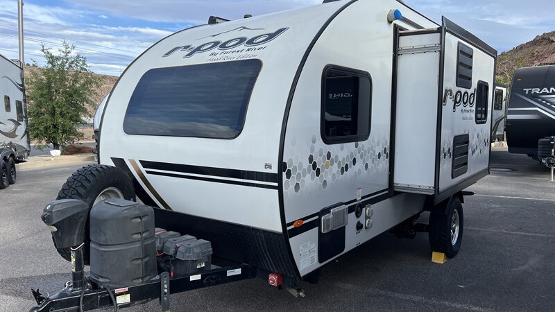 2021 Forest River R-pod 190  