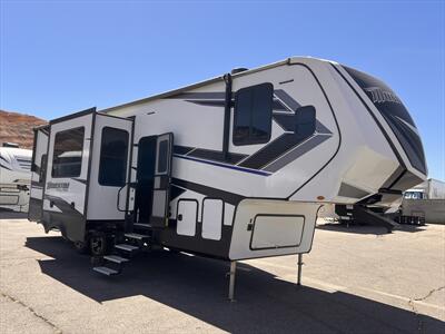 2022 Grand Design Momentum 320G