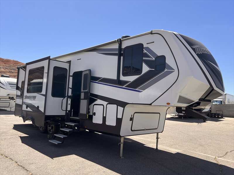 2022 Grand Design Momentum 320G   - Photo 1 - St. George, UT 84790