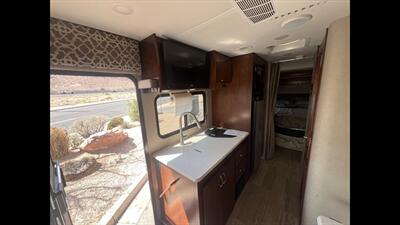 2018 RENEGADE VILLAGIO 25QRS   - Photo 5 - St. George, UT 84790