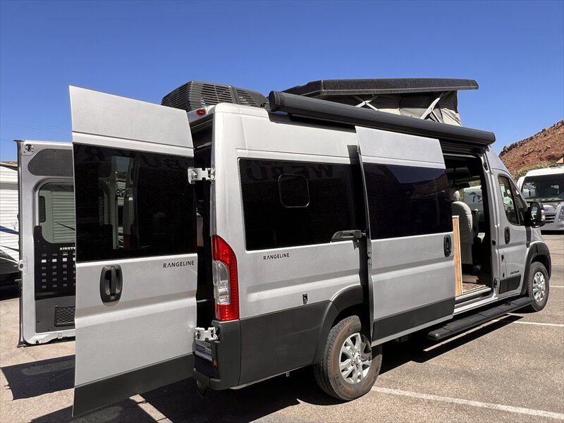 2024 Airstream Rangeline 20 poptop - Photo 7 - St. George, UT 84790