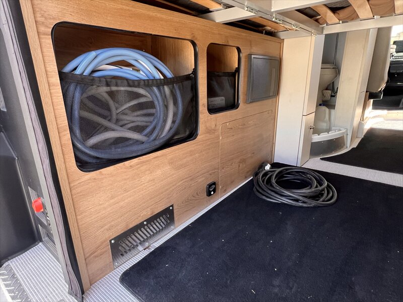 2024 Airstream Rangeline 20 poptop - Photo 6 - St. George, UT 84790
