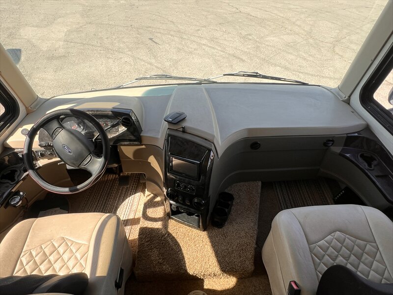 2017 Jayco Alante 31V - Photo 9 - St. George, UT 84790