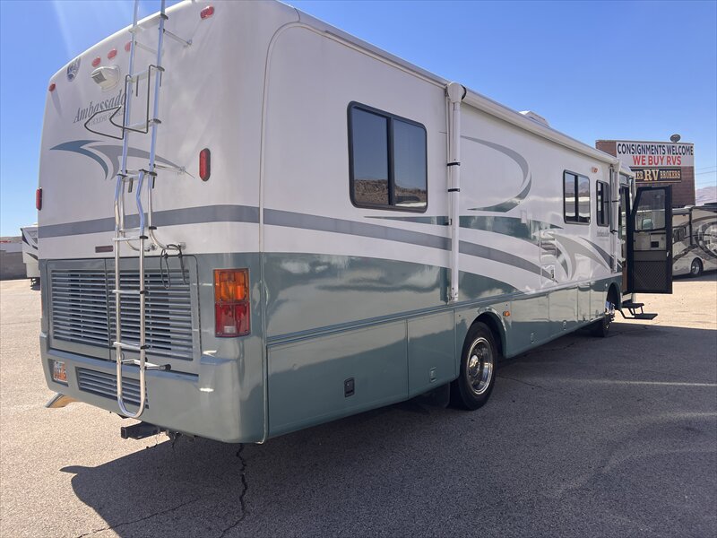 2000 Holiday Rambler Ambassador CLASS A - Photo 5 - St. George, UT 84790
