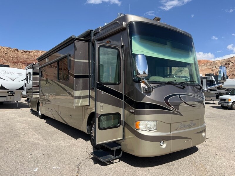 2007 Tiffin Allergro Bus  