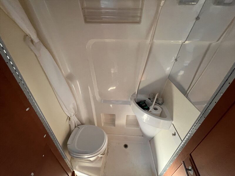 2018 Roadtrek RS Adventurous - Photo 14 - St. George, UT 84790