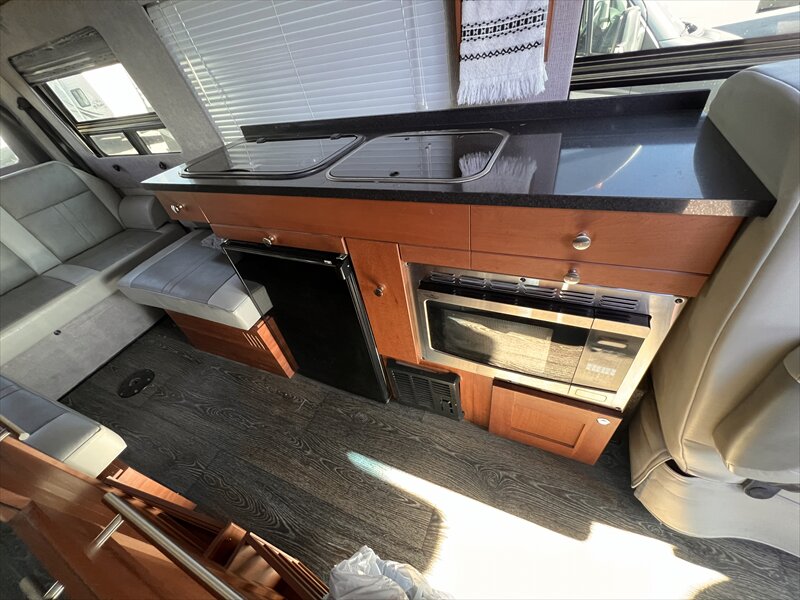 2018 Roadtrek RS Adventurous - Photo 15 - St. George, UT 84790