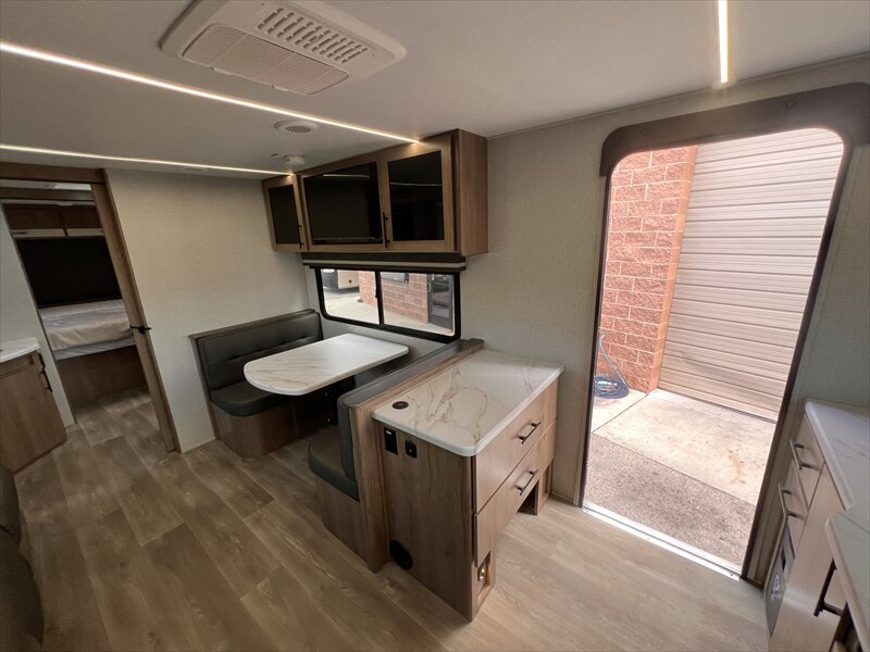 2024 Grand Design Imagine 23LDE - Photo 9 - St. George, UT 84790