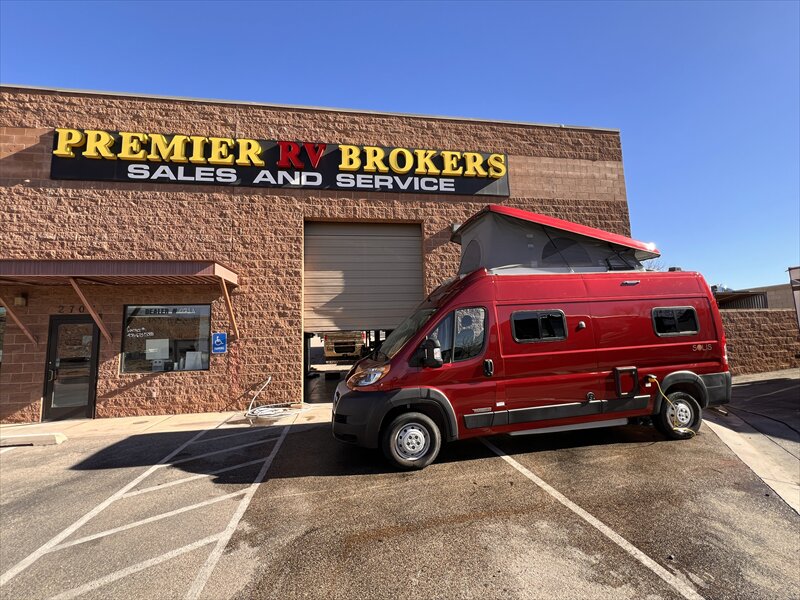 2022 Winnebago Solis 59P poptop   - Photo 1 - St. George, UT 84790