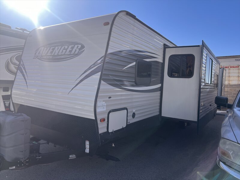 2016 Forest River AVENGER 34DBQ  