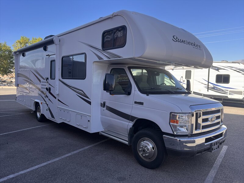 2017 Forest River Sunseeker 2860  