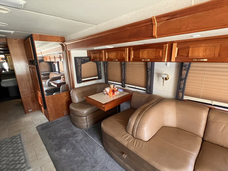 2004 Newmar Moutain Aire 4301 - Photo 12 - St. George, UT 84790