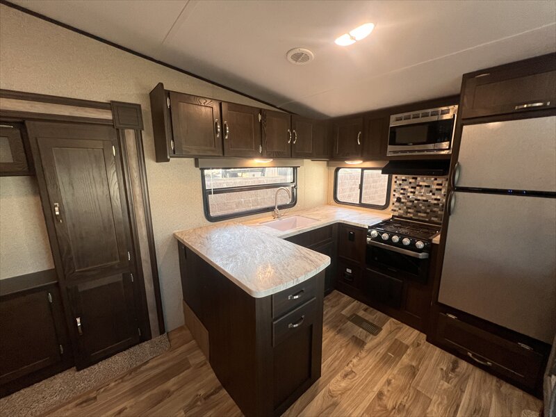 2020 Keystone Springdale 302 RKFW - Photo 19 - St. George, UT 84790