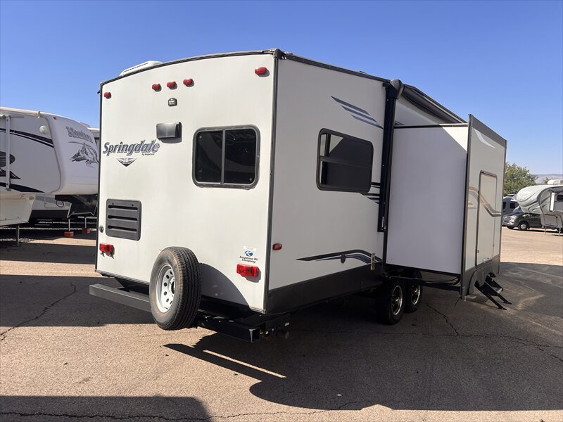 2020 Keystone Springdale 302 RKFW - Photo 4 - St. George, UT 84790