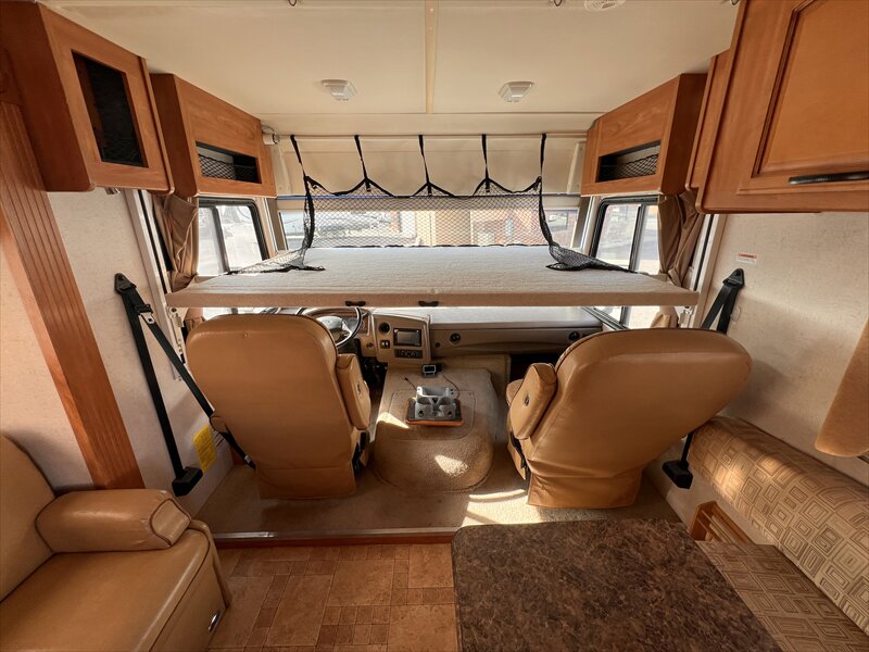 2011 Fleetwood Terra 31TS - Photo 4 - St. George, UT 84790