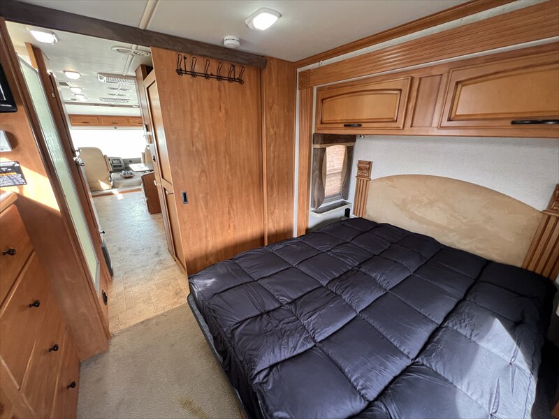 2011 Fleetwood Terra 31TS - Photo 14 - St. George, UT 84790