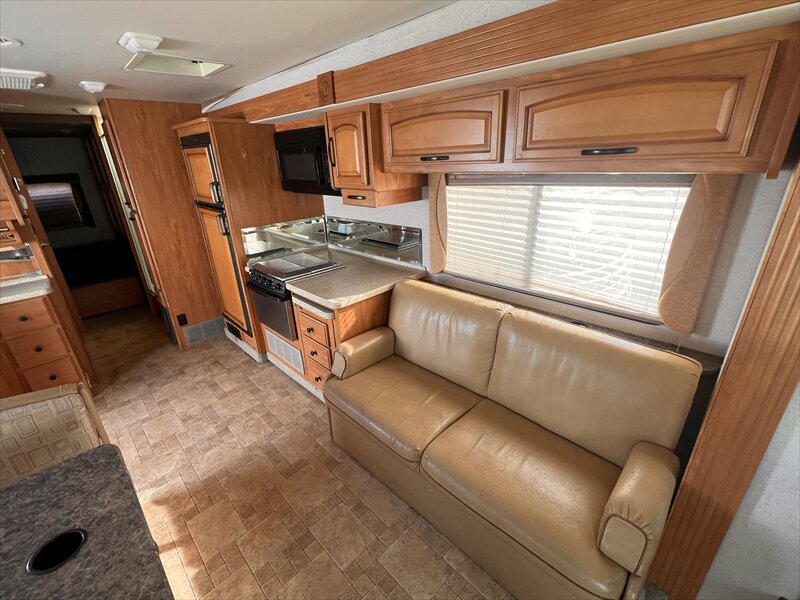 2011 Fleetwood Terra 31TS - Photo 6 - St. George, UT 84790