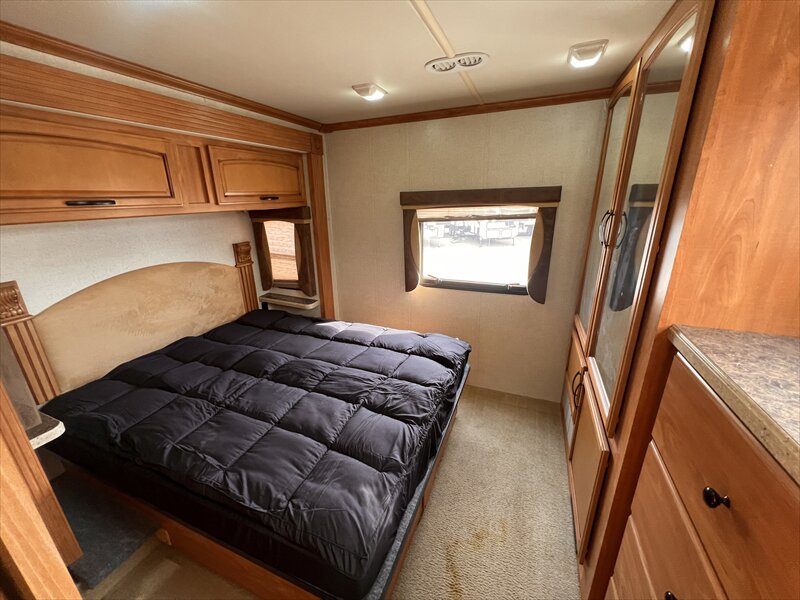 2011 Fleetwood Terra 31TS - Photo 16 - St. George, UT 84790