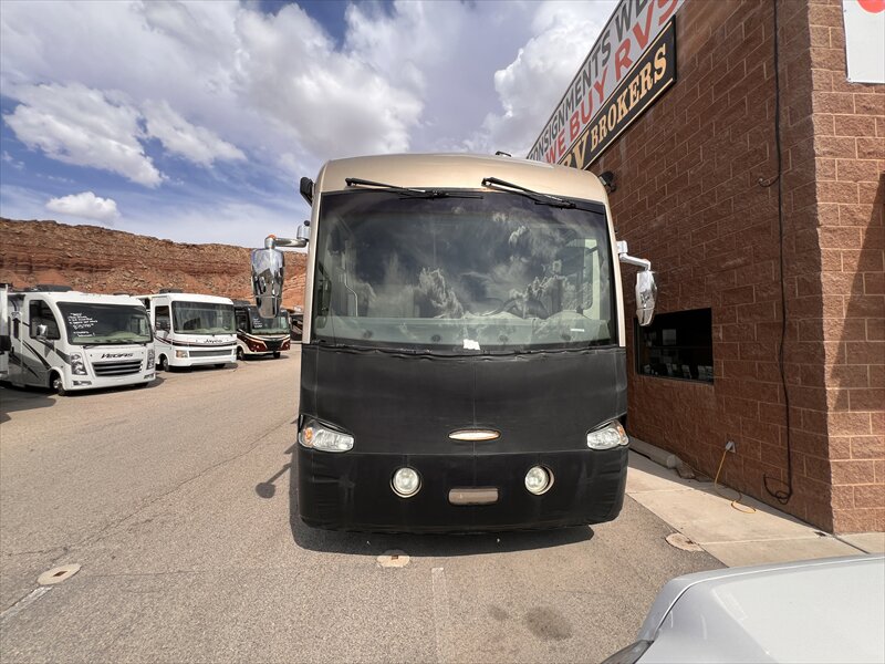 2007 Fleetwood Revelution 40LE - Photo 3 - St. George, UT 84790