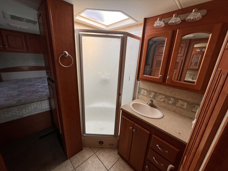 2006 Damon Astoria 3679 - Photo 23 - St. George, UT 84790