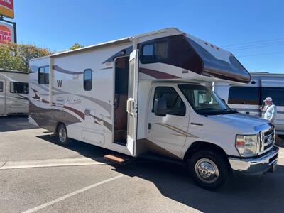 2011 Winnebago Access 26Q  