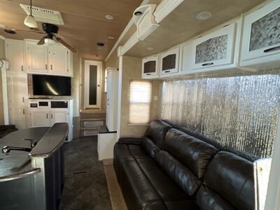 2013 Keystone Raptor 395   - Photo 20 - St. George, UT 84790