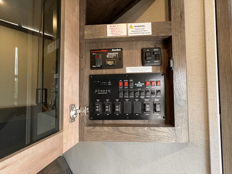 2023 Alliance Valor 40V13 - Photo 21 - St. George, UT 84790