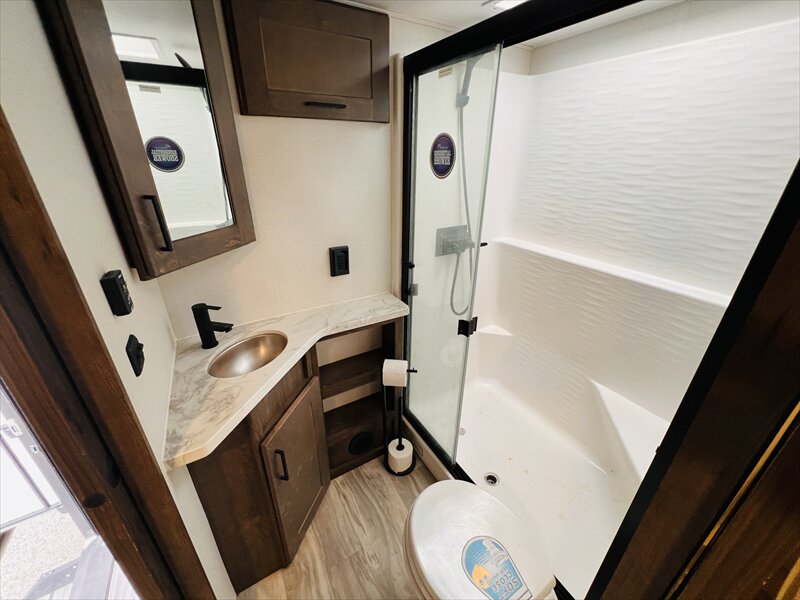 2023 Alliance Valor 40V13 - Photo 26 - St. George, UT 84790