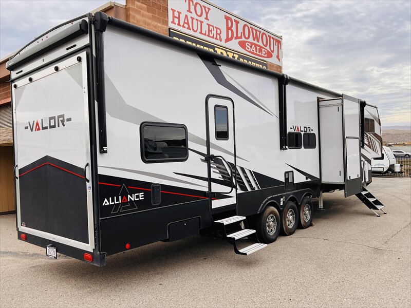 2023 Alliance Valor 40V13 - Photo 3 - St. George, UT 84790