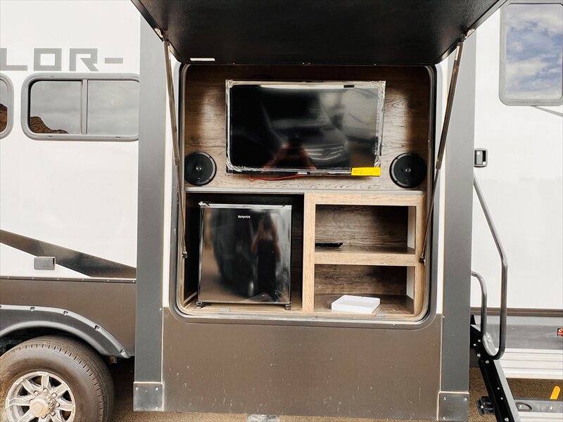 2023 Alliance Valor 40V13 - Photo 13 - St. George, UT 84790