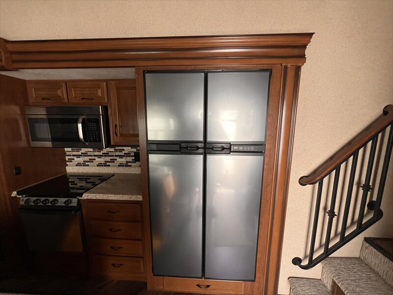 2016 Jayco NORTH POINT 351 - Photo 19 - St. George, UT 84790
