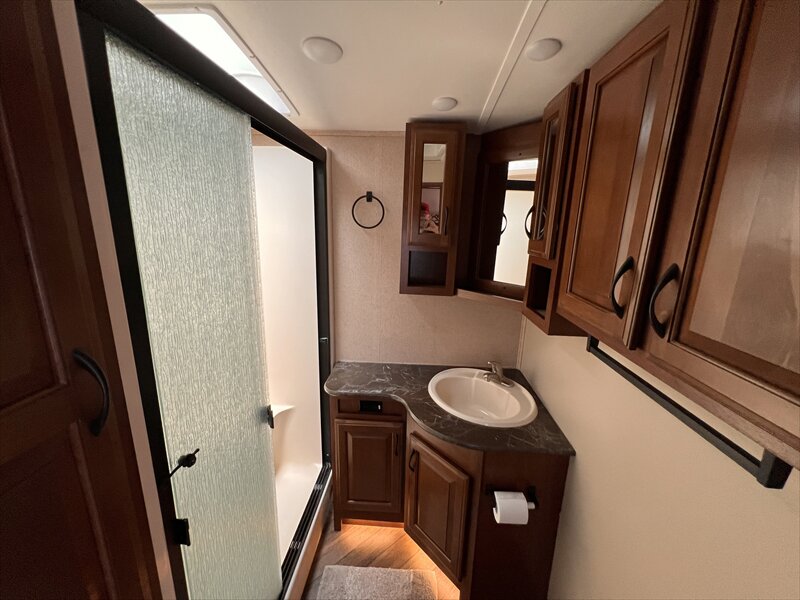 2016 Jayco NORTH POINT 351 - Photo 24 - St. George, UT 84790