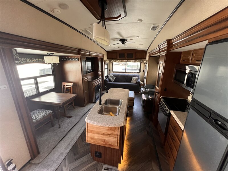 2016 Jayco NORTH POINT 351 - Photo 27 - St. George, UT 84790