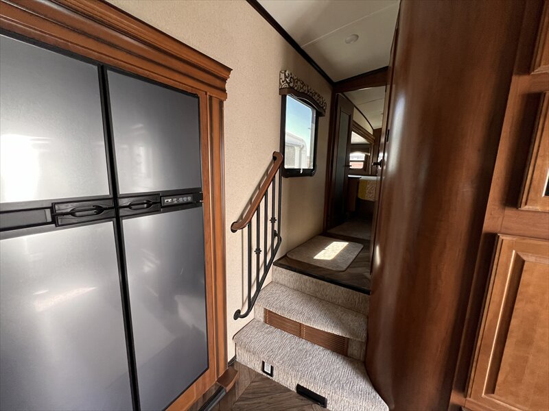 2016 Jayco NORTH POINT 351 - Photo 31 - St. George, UT 84790