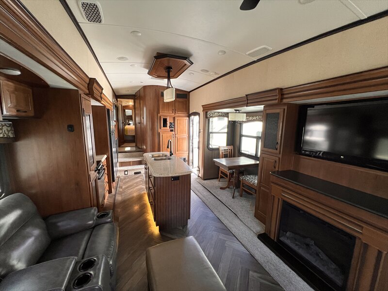 2016 Jayco NORTH POINT 351 - Photo 16 - St. George, UT 84790