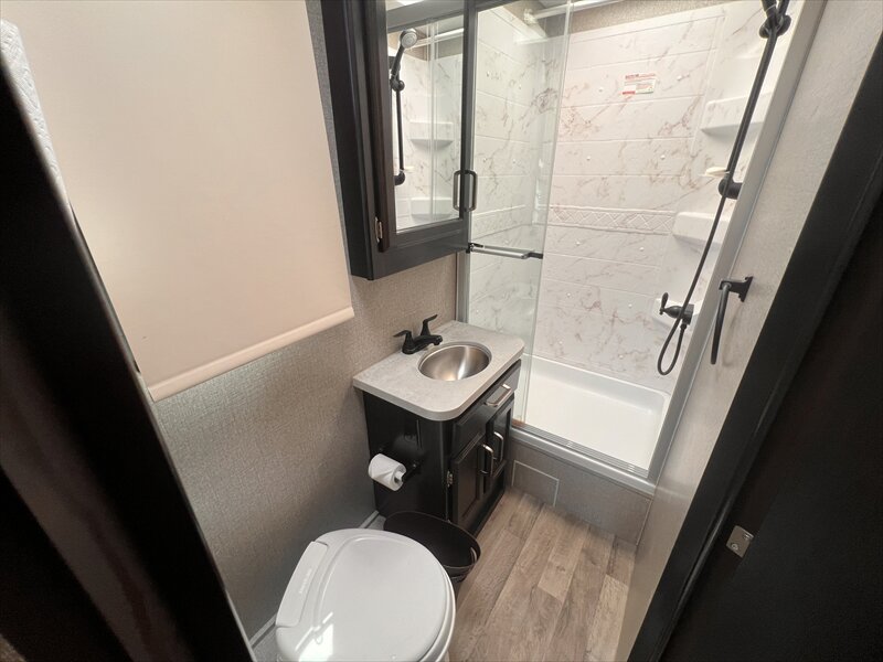 2021 Jayco Greyhawk 27U - Photo 14 - St. George, UT 84790