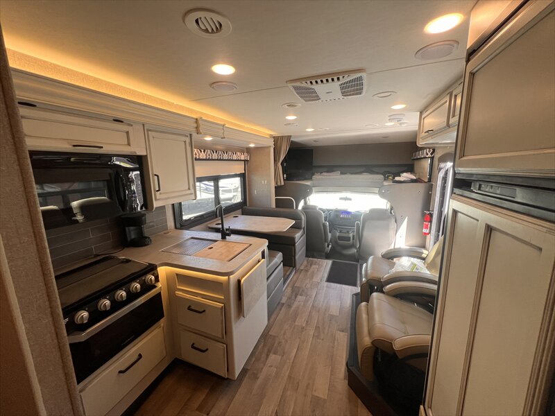2021 Jayco Greyhawk 27U - Photo 15 - St. George, UT 84790