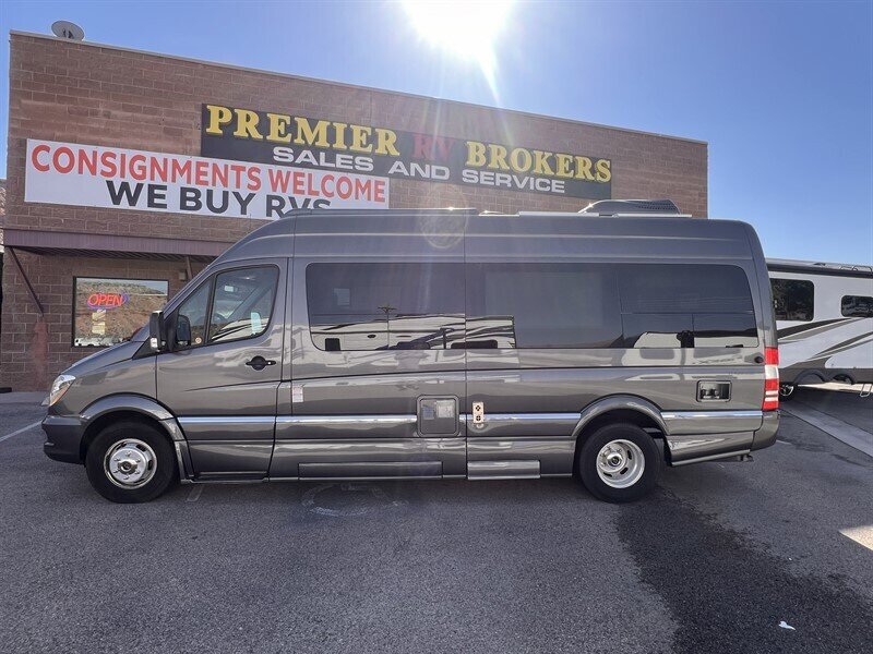 2018 Roadtrek Adventurous RS  