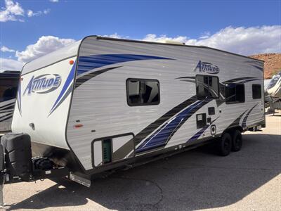 2017 Eclipse Iconic Attitude 25FB