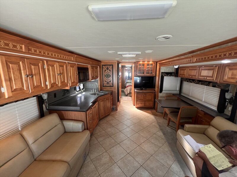 2008 Tiffin Phaeton 36QSH - Photo 16 - St. George, UT 84790