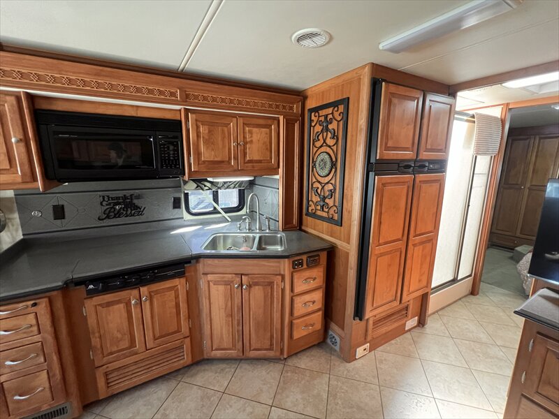 2008 Tiffin Phaeton 36QSH - Photo 9 - St. George, UT 84790