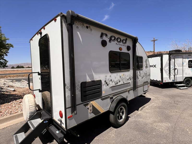 2022 Forest River R-Pod RP153 - Photo 3 - St. George, UT 84790