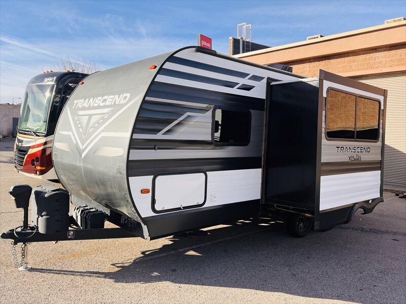 2021 Grand Design TRANSEND 200MK  