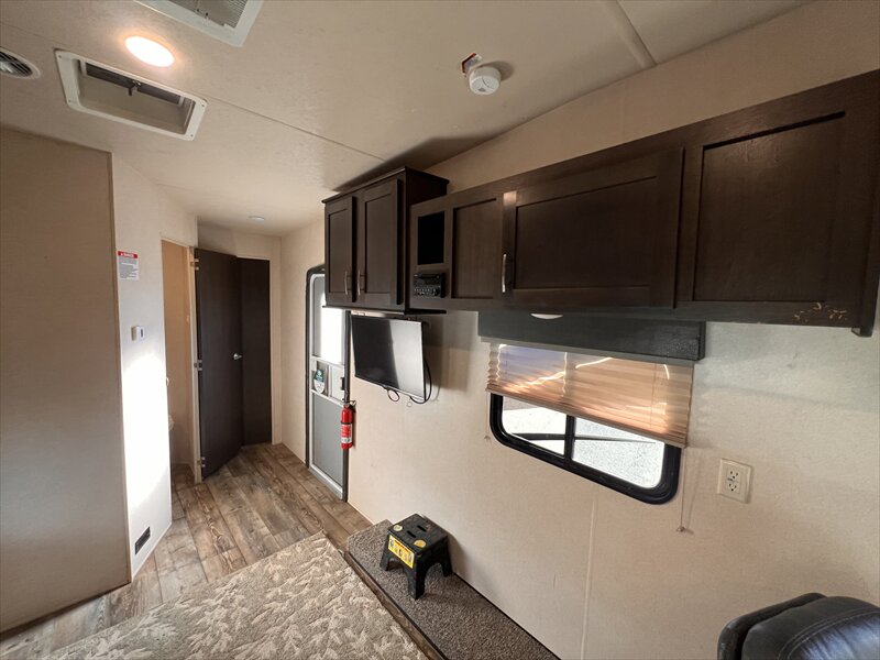 2019 Forest River Sandstorm 242 - Photo 13 - St. George, UT 84790