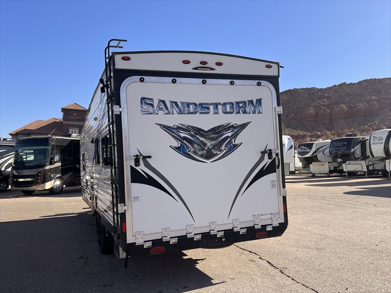 2019 Forest River Sandstorm 242 - Photo 3 - St. George, UT 84790