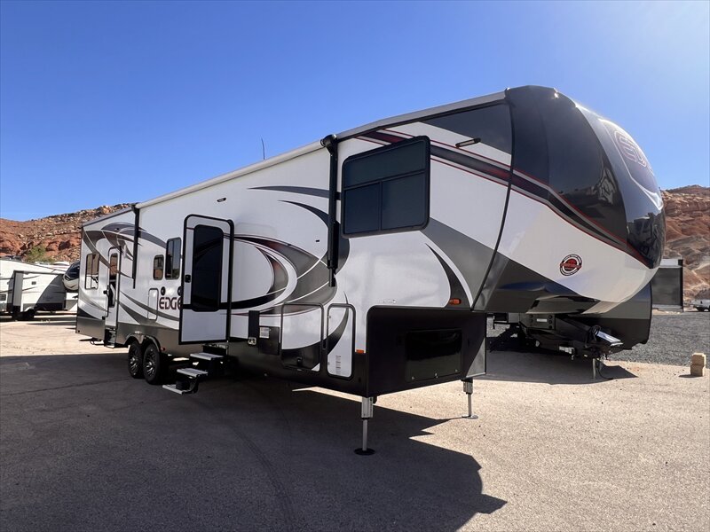 2017 Heartland Edge 386   - Photo 1 - St. George, UT 84790