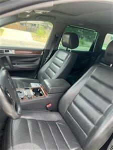 2004 Volkswagen Touareg V8   - Photo 8 - Englewood, CO 80113