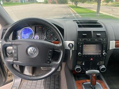 2004 Volkswagen Touareg V8   - Photo 14 - Englewood, CO 80113