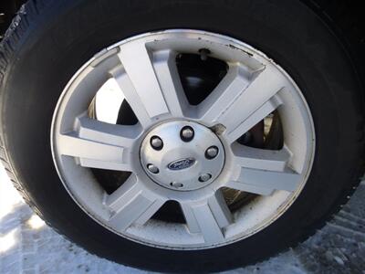 2007 Ford F-150 Lariat   - Photo 9 - Englewood, CO 80113